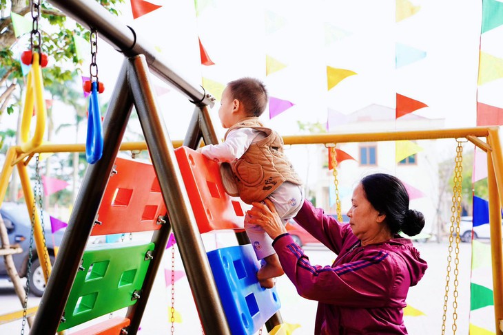 Bệnh viện Phổi Nghệ An hoàn thiện sân chơi cho bệnh nhi- Ảnh 3. Bệnh viện Phổi Nghệ An hoàn thiện sân chơi cho bệnh nhi- Ảnh 3.