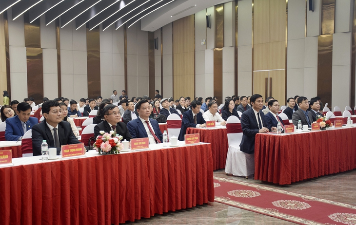 Nghệ An: Báo chí phải là 'ngọn cờ dẫn dắt', lan tỏa khát vọng phát triển- Ảnh 1.