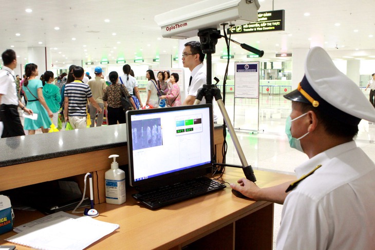Trước nguy cơ dịch Nipah xâm nhập, Hà Nội giám sát chặt chẽ tại sân bay Nội Bài- Ảnh 1.
