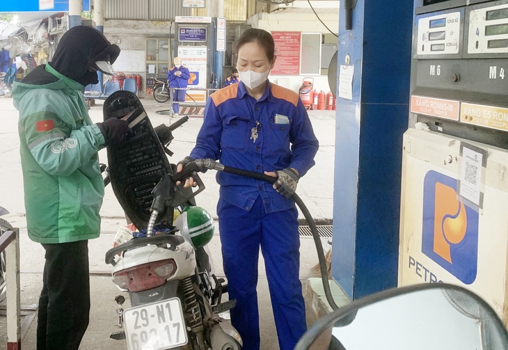 Giá xăng có thể bật tăng trong kỳ điều hành ngày mai 29/1- Ảnh 1. Giá xăng có thể bật tăng trong kỳ điều hành ngày mai 29/1- Ảnh 1.