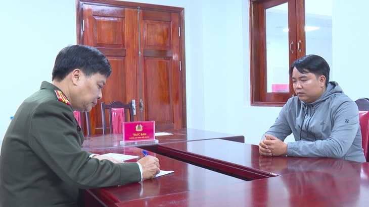 Băng nhóm tổ chức cho người khác xuất cảnh trái phép- Ảnh 1.