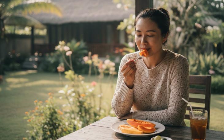 7 lợi ích sức khỏe khi ăn đu đủ lúc bụng đói vào buổi sáng thức dậy - Ảnh 2.