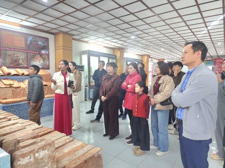 Thanh Hóa đón khoảng 125 nghìn lượt khách trong 4 ngày nghỉ Tết Dương lịch- Ảnh 1.