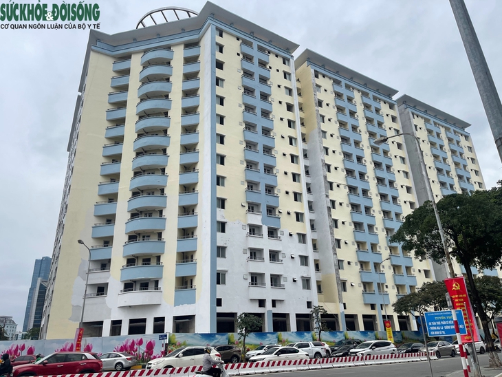 Diện mạo bất ngờ dự án nhà tái định cư bỏ hoang nhiều năm trên 'đất vàng' Hà Nội- Ảnh 2. Diện mạo bất ngờ dự án nhà tái định cư bỏ hoang nhiều năm trên 'đất vàng' Hà Nội- Ảnh 2.