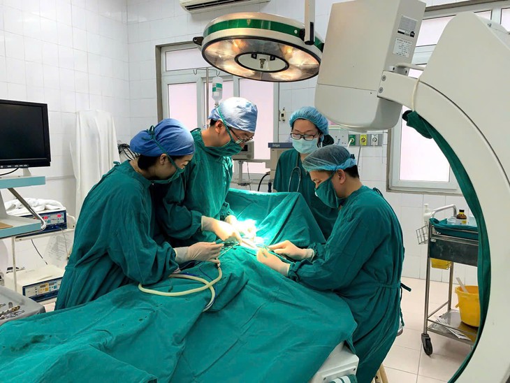 Bệnh viện Nhi Hải Phòng ứng dụng kỹ thuật C-arm trong phẫu thuật gãy xương trẻ em - Ảnh 3.