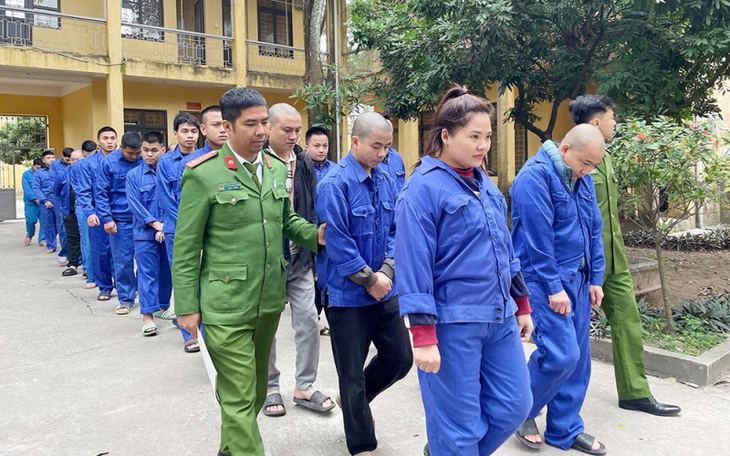 Triệt phá đường dây cá độ bóng đá 1.200 tỷ đồng- Ảnh 2.