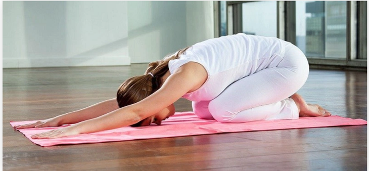 Giảm đau đầu vào mùa đông với các tư thế yoga thư giãn- Ảnh 1.