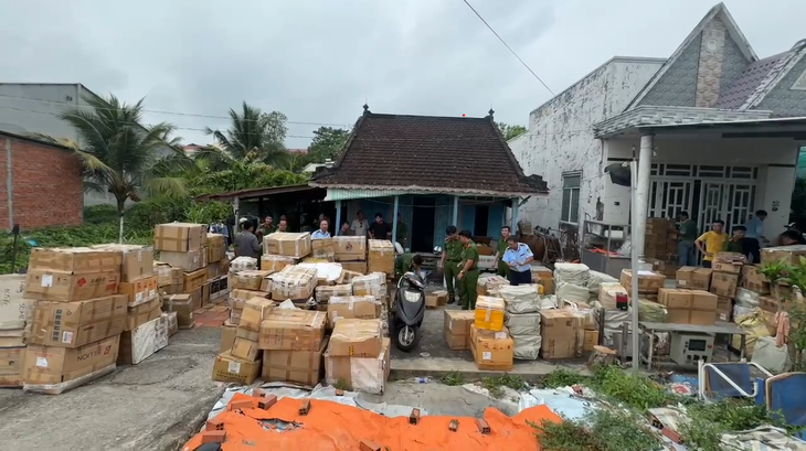 Triệt phá cơ sở sản xuất nước hoa giả quy mô lớn tại Cần Thơ- Ảnh 1.
