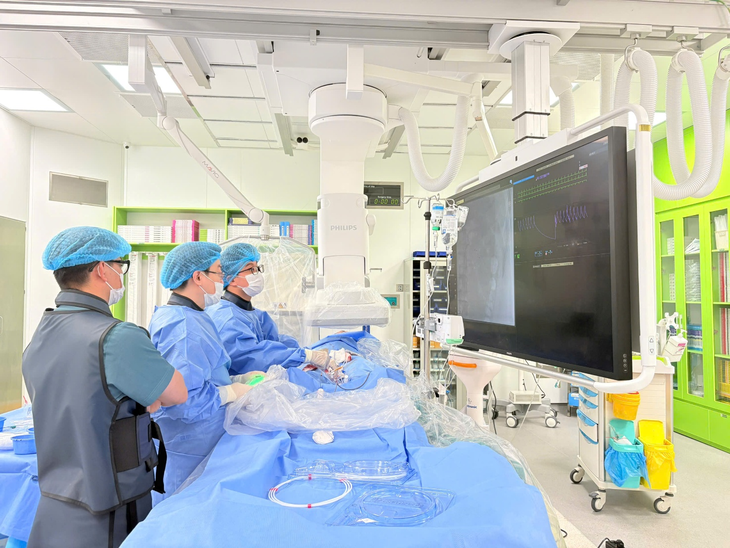 Giải pháp mới cho bệnh nhân tăng huyết áp khó kiểm soát- Ảnh 1.