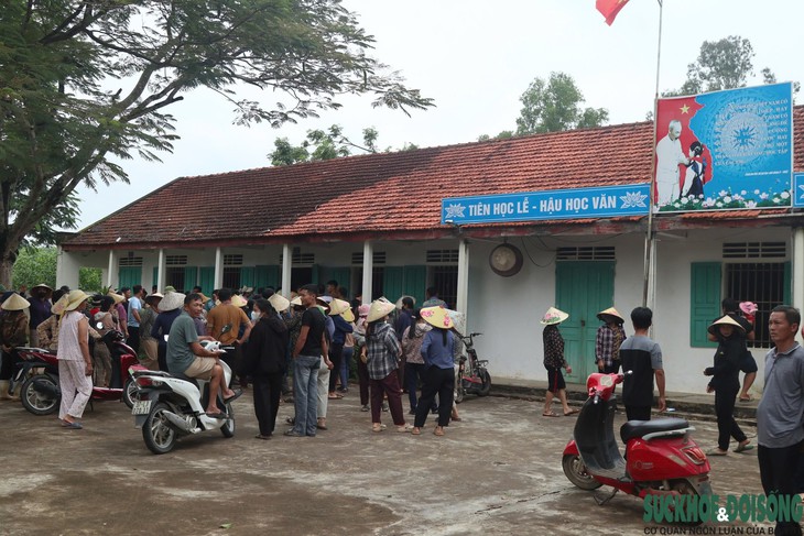 127 học sinh ở Nghệ An chưa đến trường sau hơn 3 tuần khai giảng - Ảnh 1.