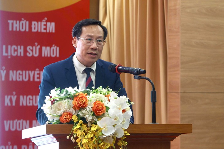 Thầy thuốc truyền nhiễm kiên cường nơi tâm dịch, giành giật sự sống cho người bệnh- Ảnh 1.