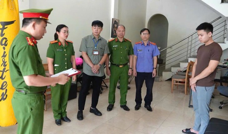 Khởi tố đối tượng bán gần 9 tấn thảo mộc không rõ nguồn gốc qua mạng xã hội- Ảnh 1.