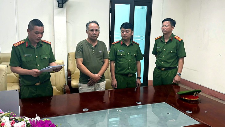 Bắt tạm giam nguyên công chức thuế Tổ thu phí cửa khẩu Kim Thành- Ảnh 1.