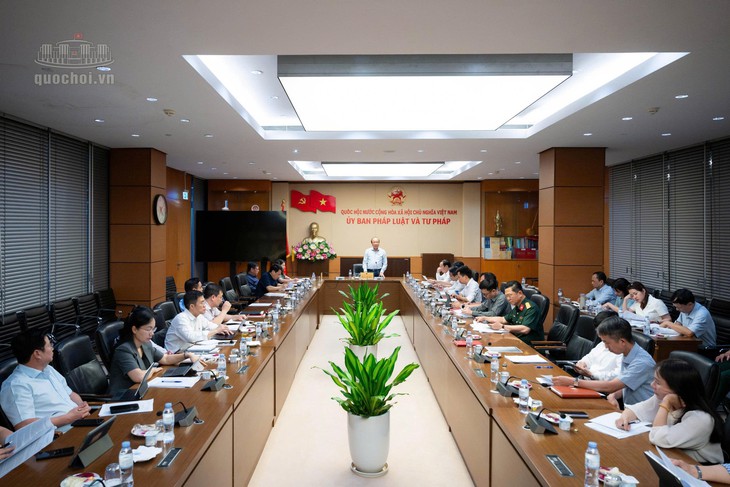 Luật Nhà ở (sửa đổi) bổ sung cơ chế cải tạo, xây dựng lại chung cư- Ảnh 1.