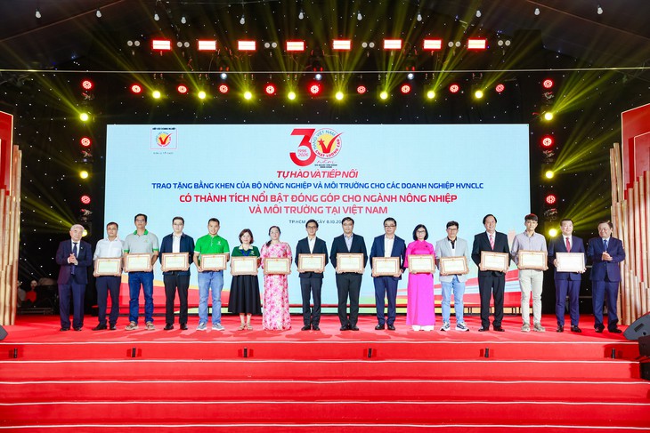 Vinamilk: khi niềm tin người tiêu dùng được truyền từ thế hệ này sang thế hệ khác- Ảnh 2.