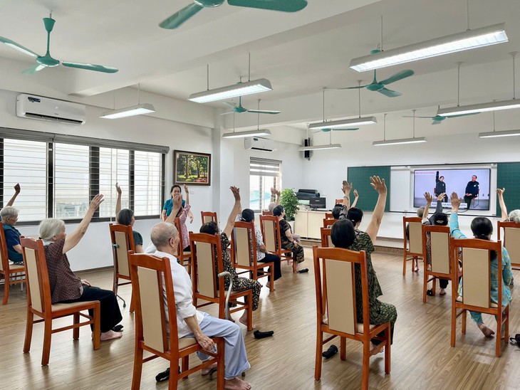 Chăm sóc người cao tuổi ban ngày ở Hà Nội: Chi phí ra sao? - Ảnh 10.