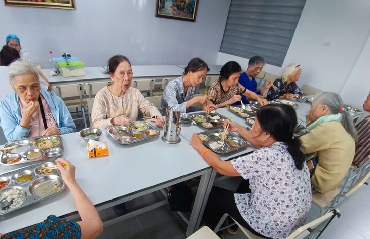 Chăm sóc người cao tuổi ban ngày ở Hà Nội: Chi phí ra sao? - Ảnh 5.