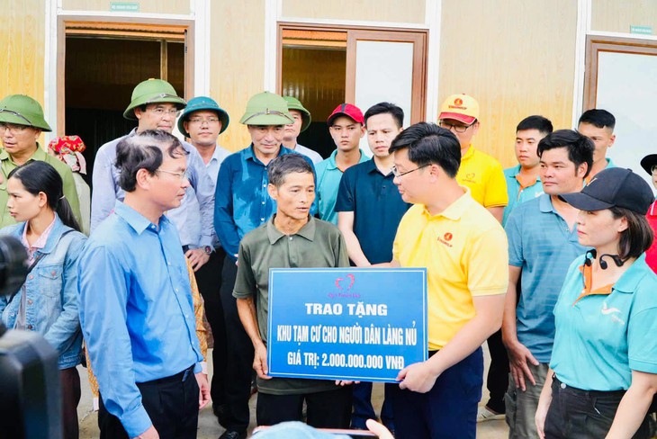 Làm việc thiện để thấy mình sống có giá trị hơn - Ảnh 2.