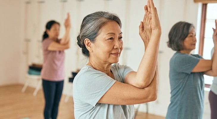 Mất cơ ở người sau tuổi 70: Dấu hiệu nhận biết và cách cải thiện - Ảnh 1.