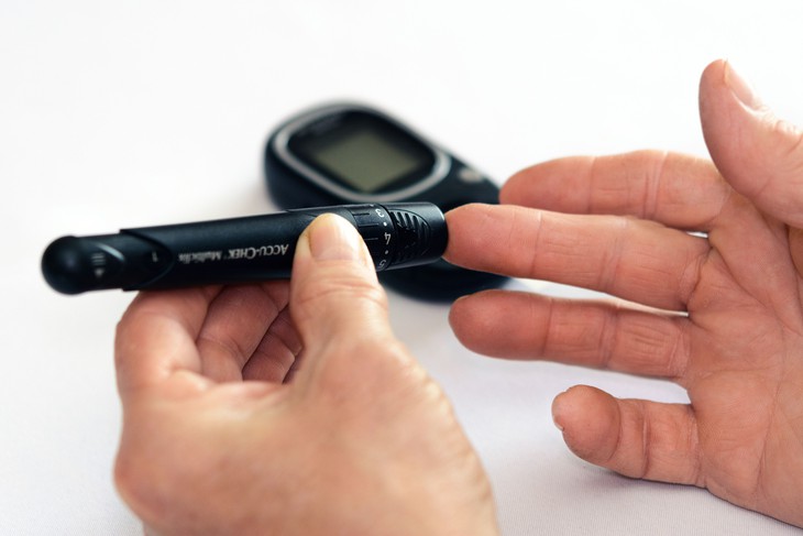 Dùng metformin: điều cần tránh và những kiêng kỵ chưa có cơ sở - Ảnh 1.