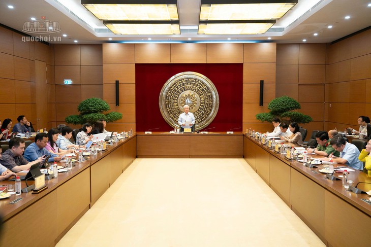 Phó Chủ tịch Quốc hội: Khẩn trương hoàn thiện các dự án luật trình Quốc hội- Ảnh 1.