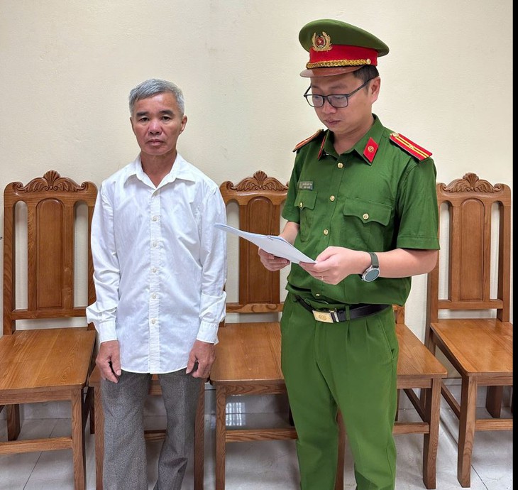 Khởi tố nguyên Chủ tịch xã tự ý bán cả trụ sở làm việc- Ảnh 1.