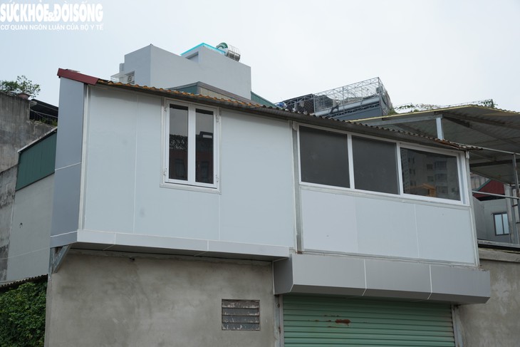 Nhà siêu mỏng, siêu méo 20cm xuất hiện trên tuyến đường Hà Nội- Ảnh 4.