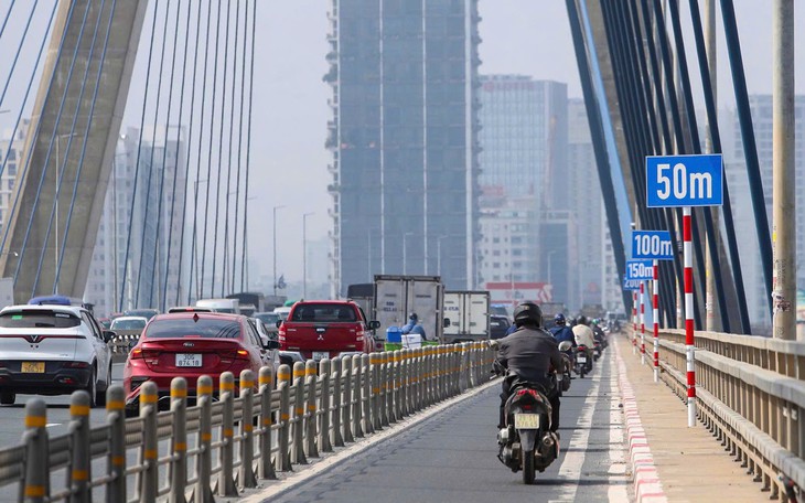 Cục CSGT lý giải thế nào là khoảng cách an toàn giữa hai xe?- Ảnh 1.