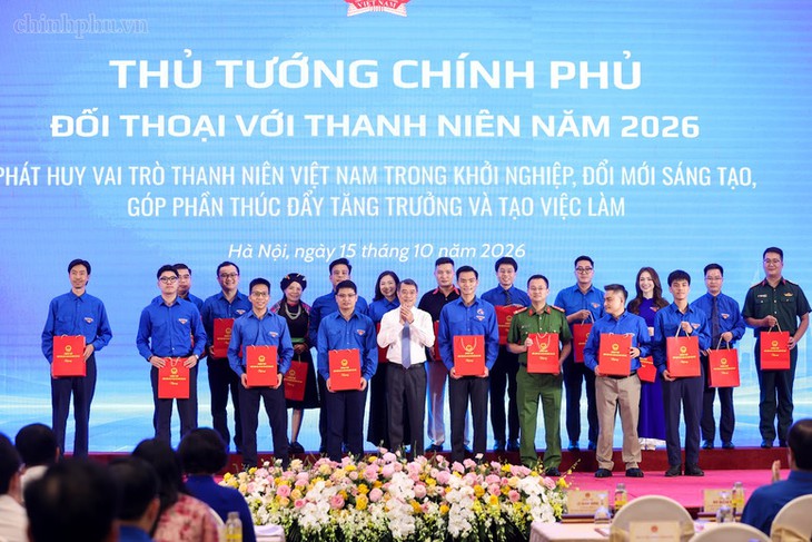 Thủ tướng Lê Minh Hưng đối thoại với thanh niên về khởi nghiệp, đổi mới sáng tạo- Ảnh 6.