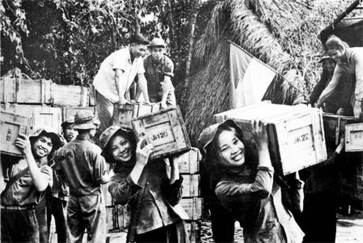 Tin vui: Thanh niên xung phong cơ sở ở miền Nam được tăng trợ cấp hằng tháng- Ảnh 1.
