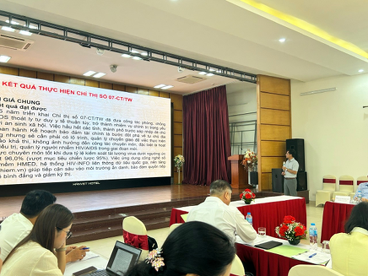 Chấm dứt dịch bệnh AIDS trước năm 2030: Việt Nam cần làm gì để về đích? - Ảnh 1.