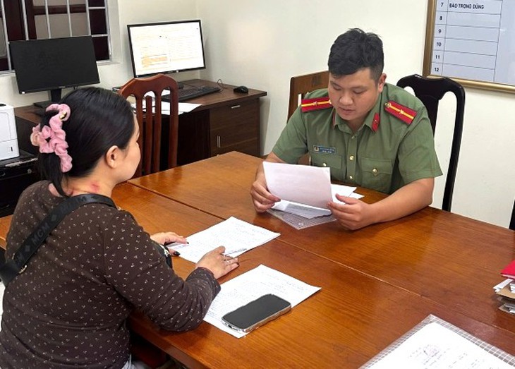 Đăng bài viết sai về doanh nghiệp, người phụ nữ bị phạt 12,5 triệu đồng - Ảnh 1.