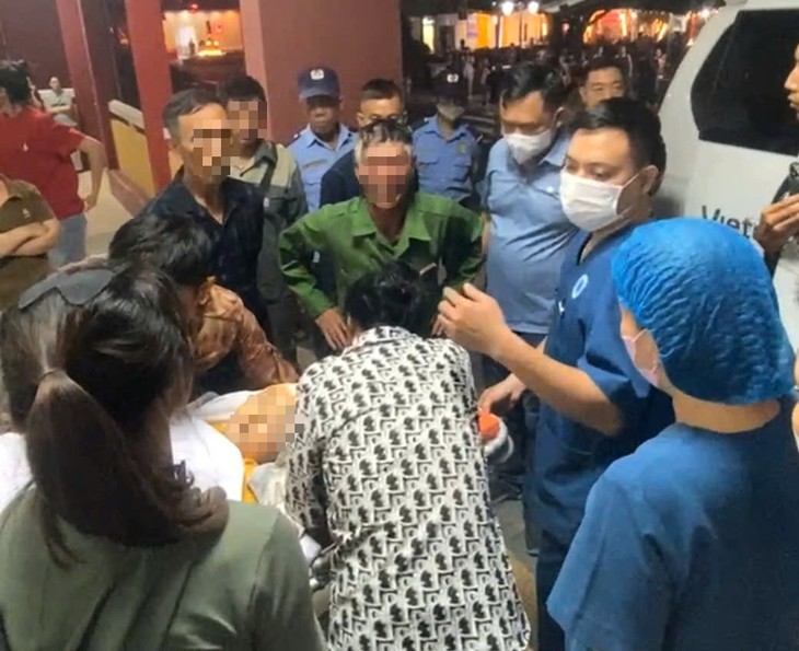 Tin mới vụ nam sinh lớp 1 bị ngã dẫn đến tử vong sau tan học - Ảnh 1.