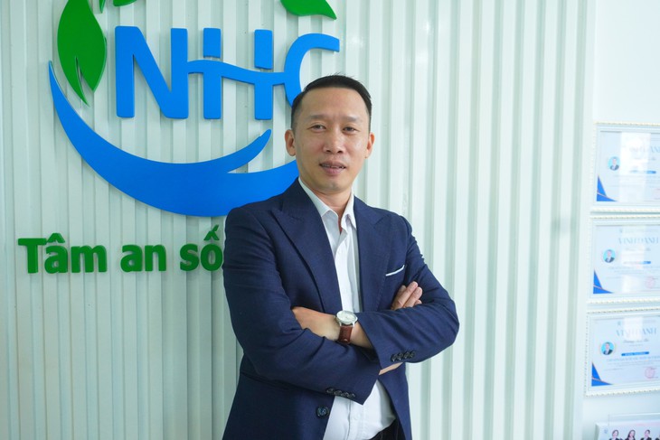 Làm sao bảo vệ trẻ trước làn sóng truyện tranh 18+ trên mạng? - Ảnh 2.