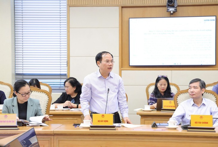 Ba Phó Thủ tướng yêu cầu rà soát, hoàn thiện dự thảo Luật Đất đai (sửa đổi) - Ảnh 3.