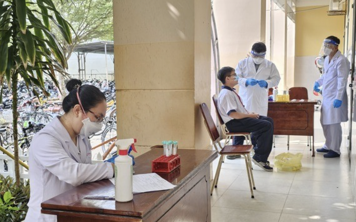 Cách nhận biết bệnh não mô cầu với cúm, sốt xuất huyết và các bệnh phát ban- Ảnh 5.