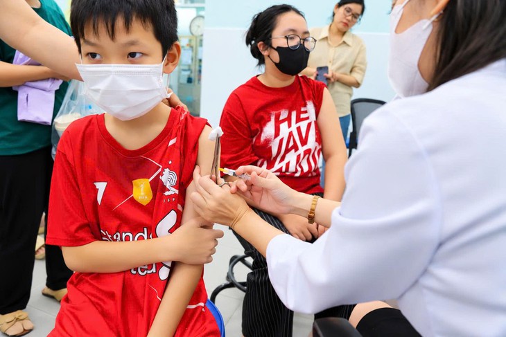 Cần làm gì khi nghi ngờ mắc bệnh não mô cầu?- Ảnh 2.