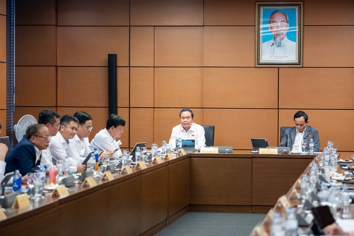 Chủ tịch Quốc hội: Chuyển từ cho vay dựa trên tài sản thế chấp sang dòng tiền- Ảnh 1.