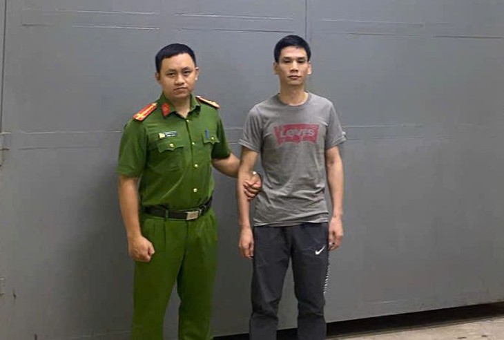 Đang chữa bệnh ở viện tâm thần, gã thanh niên bất ngờ bỏ trốn- Ảnh 1.
