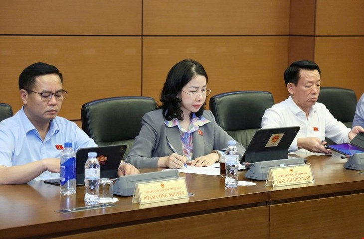 Phó Chủ tịch Quốc hội: Cần giảm lãi suất, tháo gỡ khó khăn cho doanh nghiệp- Ảnh 5.