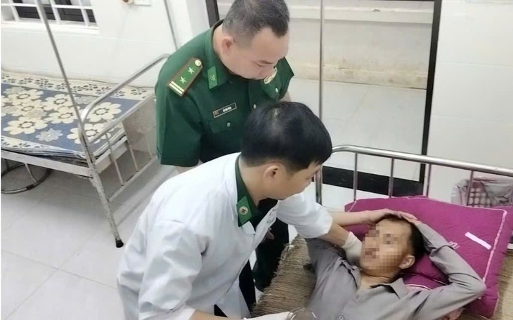 Hà Nội: BVĐK Thường Tín tiếp nhận 42 trường hợp nghi ngộ độc khí clo- Ảnh 2.