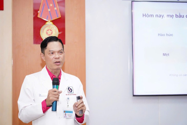 Phụ nữ không cần mạnh mẽ một mình để có một thai kỳ hạnh phúc- Ảnh 1.