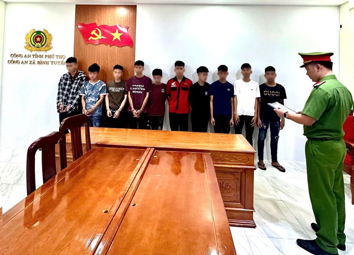 Mâu thuẫn livestream TikTok, nhóm đối tượng dùng phóng lợn hỗn chiến lúc 3 giờ sáng - Ảnh 1.