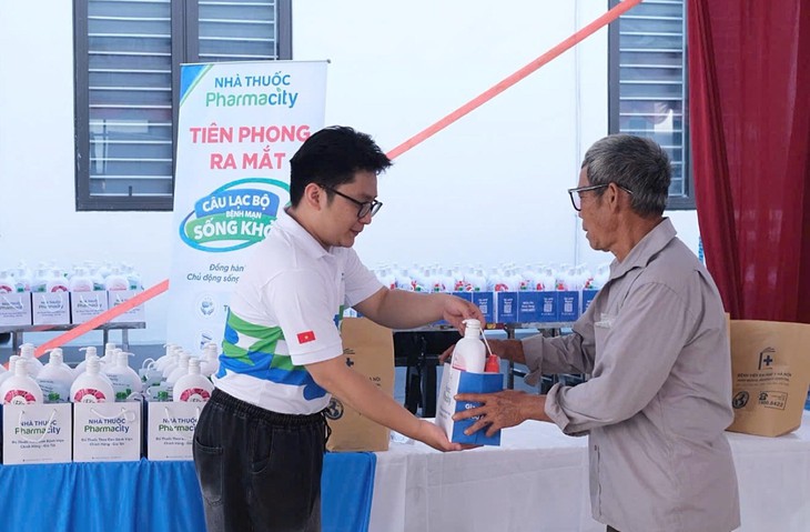 Pharmacity đồng hành BV Đại học Y Hà Nội khám sức khỏe miễn phí tại Lạng Sơn- Ảnh 4.