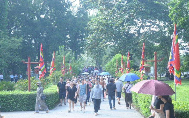 Lễ hội Lam Kinh, điểm hẹn văn hóa và di sản tâm linh xứ Thanh- Ảnh 6.