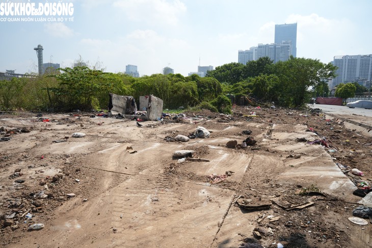 Thu dọn xong 320 tấn quần áo bỏ hoang ở Hà Nội- Ảnh 8.