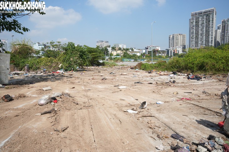 Thu dọn xong 320 tấn quần áo bỏ hoang ở Hà Nội- Ảnh 5.