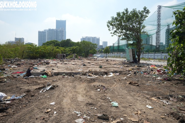 Thu dọn xong 320 tấn quần áo bỏ hoang ở Hà Nội- Ảnh 4.