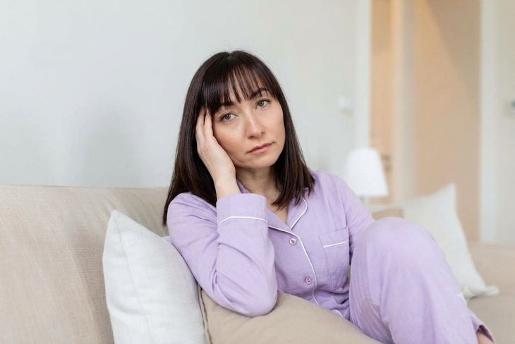 Lý do ngực bị sưng đau, căng tức trước kỳ kinh nguyệt - Ảnh 1.