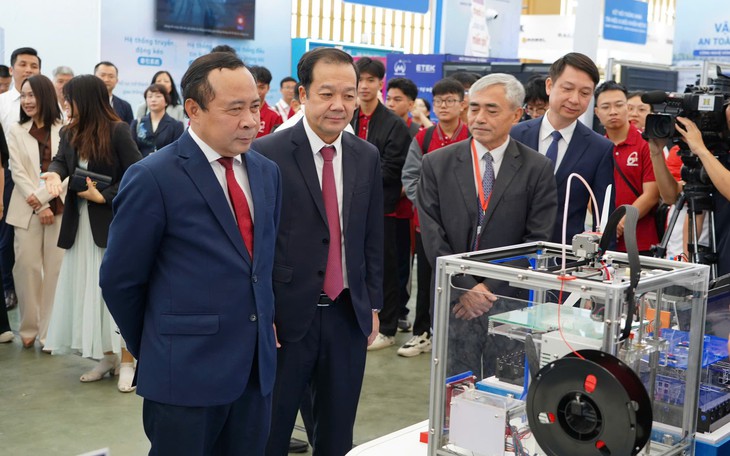 Phó Thủ tướng: Đưa chính sách khoa học công nghệ vào cuộc sống còn chậm - Ảnh 3.